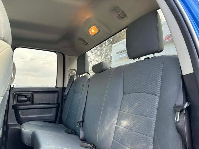 2017 RAM 1500 Express 4x4 Quad Cab 6'4" Box