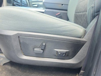 2017 RAM 1500 Lone Star 4x4 Crew Cab 5'7" Box
