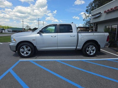 2017 RAM 1500 Lone Star 4x4 Crew Cab 5'7" Box