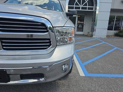 2017 RAM 1500 Lone Star 4x4 Crew Cab 5'7" Box