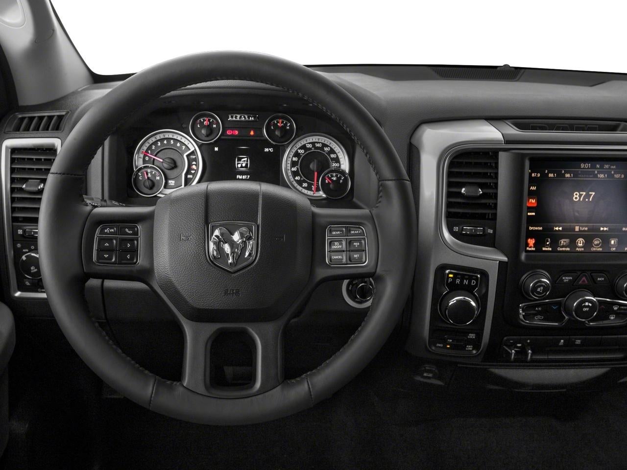 2017 RAM 1500 Lone Star 4x4 Crew Cab 5'7" Box