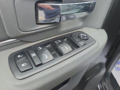 2019 RAM 1500 Classic SLT 4x4 Crew Cab 6'4" Box