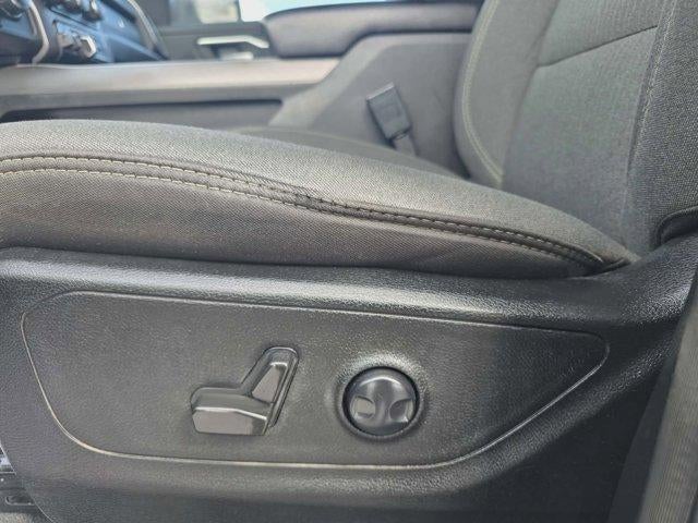 2022 RAM 1500 Big Horn 4x4 Crew Cab 5'7" Box