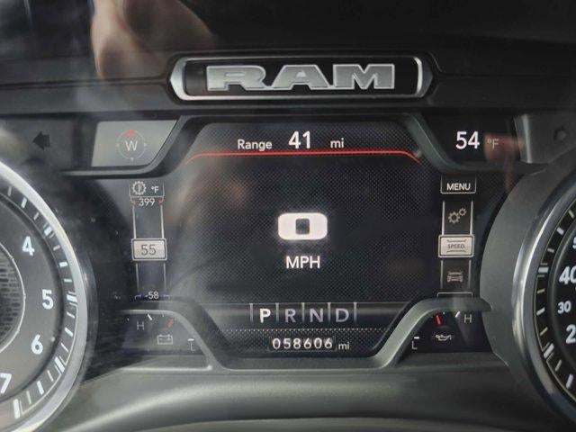 2022 RAM 1500 Big Horn 4x4 Crew Cab 5'7" Box