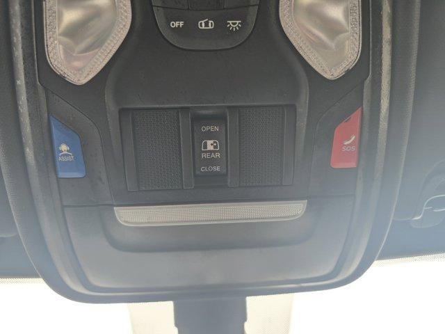 2022 RAM 1500 Big Horn 4x4 Crew Cab 5'7" Box