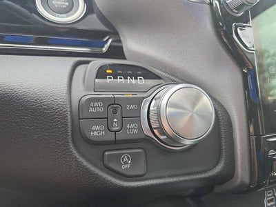 2026 RAM 1500 Laramie 4x4 Crew Cab 5'7" Box