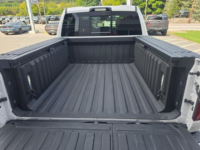 2021 RAM 1500 Longhorn 4x4 Crew Cab 5'7" Box