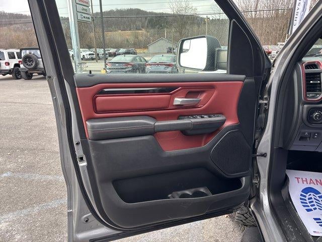 2022 RAM 1500 Rebel 4x4 Crew Cab 5'7" Box