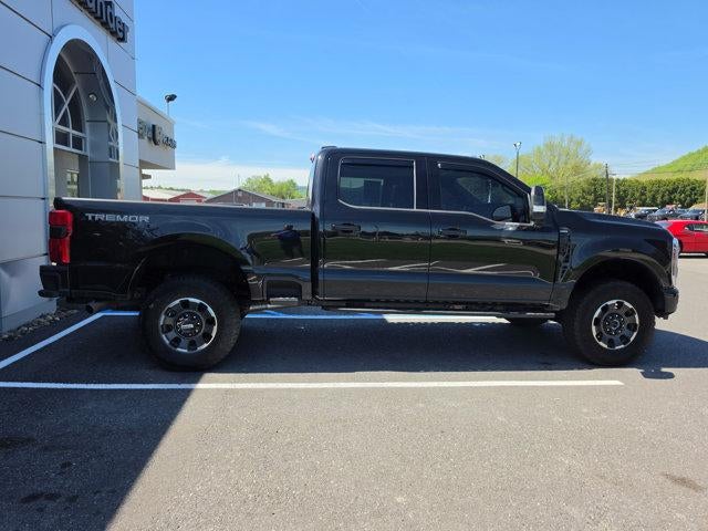 2024 Ford Super Duty F-250 SRW LARIAT 4WD Crew Cab 6.75' Box