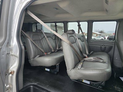 2020 Chevrolet Express Passenger 3500 Extended Wheelbase Rear-Wheel Drive 1LS
