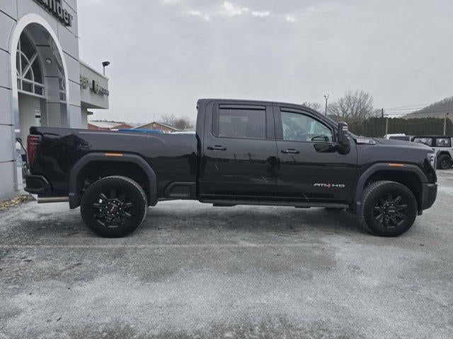 2025 GMC Sierra 2500 HD Crew Cab Standard Box 4-Wheel Drive AT4