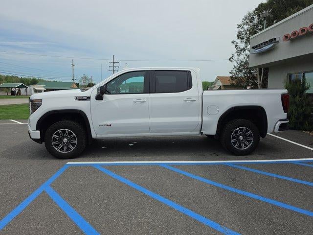 2025 GMC Sierra 1500 Crew Cab Short Box 4-Wheel Drive AT4