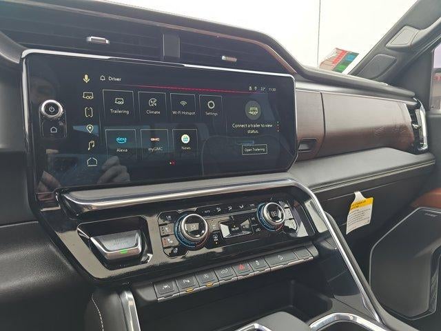 2025 GMC Sierra 1500 Crew Cab Short Box 4-Wheel Drive Denali Ultimate