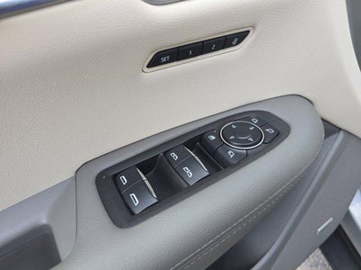 2025 Cadillac XT5 AWD 4dr Premium Luxury