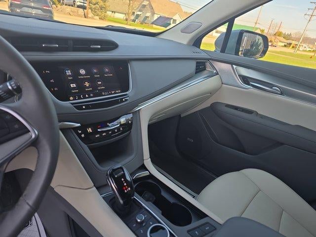 2025 Cadillac XT5 AWD 4dr Premium Luxury