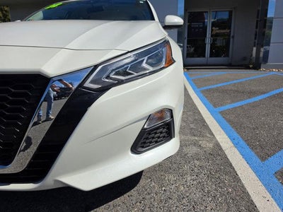 2022 Nissan Altima 2.5 SV Sedan