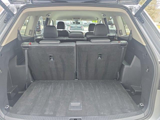 2025 Volkswagen Atlas 2.0T SE w/Technology 4MOTION