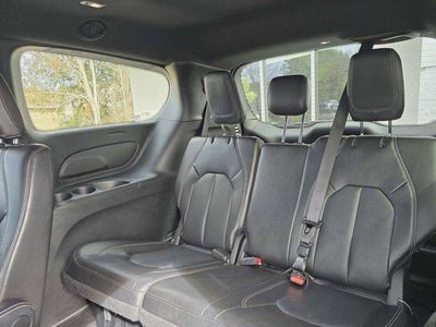 2025 Chrysler Pacifica Select FWD