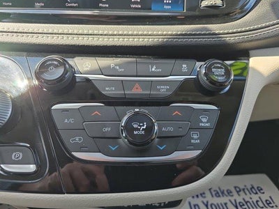 2022 Chrysler Pacifica Touring L AWD