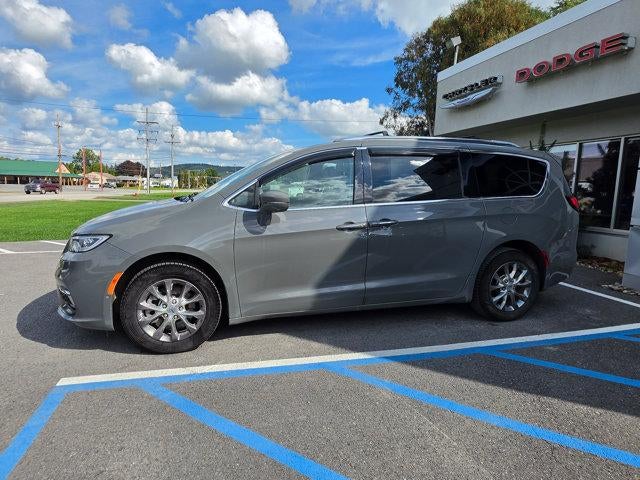 2021 Chrysler Pacifica Touring L AWD