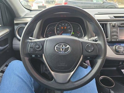 2015 Toyota RAV4 AWD 4dr XLE (Natl)