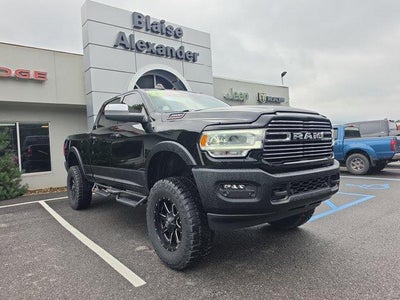 2022 RAM 3500 Laramie 4x4 Crew Cab 6'4" Box