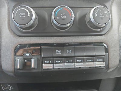 2022 RAM 3500 Tradesman 4x4 Crew Cab 8' Box