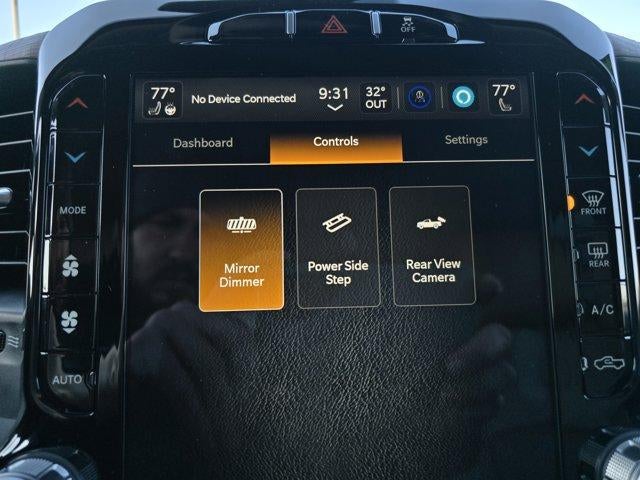 2024 RAM 3500 Longhorn 4x4 Mega Cab 6'4" Box