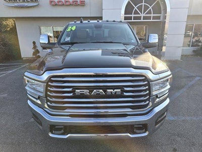 2024 RAM 3500 Longhorn 4x4 Mega Cab 6'4" Box