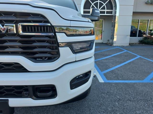 2025 RAM 3500 Big Horn 4x4 Crew Cab 8' Box