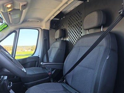 2025 RAM ProMaster Cargo Van Tradesman 2500 Low Roof 136" WB w/Pass Seat