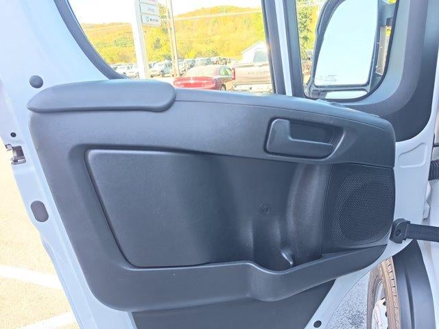 2025 RAM ProMaster Cargo Van Tradesman 2500 Low Roof 136" WB w/Pass Seat