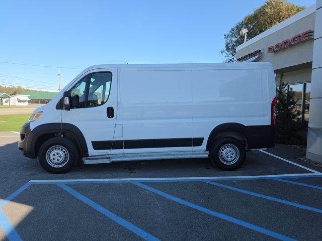 2025 RAM ProMaster Cargo Van Tradesman 2500 Low Roof 136" WB w/Pass Seat
