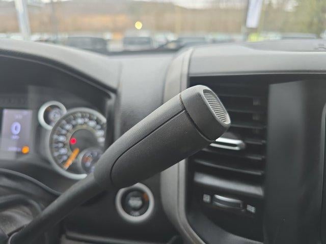 2020 RAM 2500 Tradesman 4x4 Crew Cab 6'4" Box