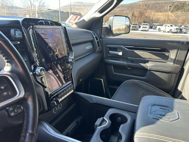 2022 RAM 2500 Laramie 4x4 Crew Cab 6'4" Box