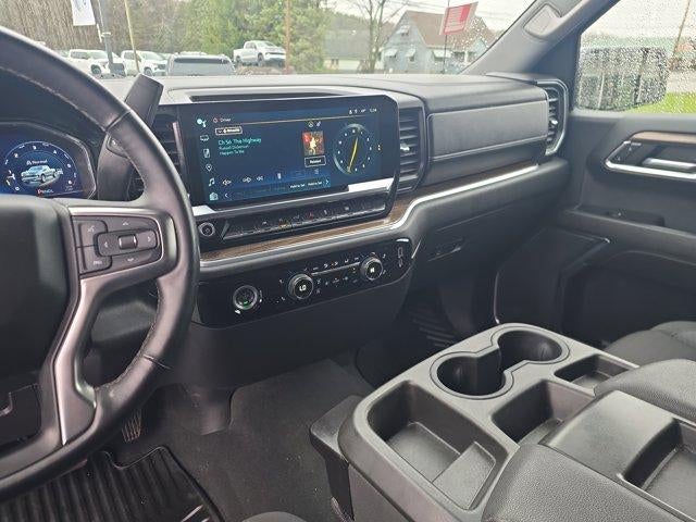 2023 Chevrolet Silverado 1500 Crew Cab Short Box 4-Wheel Drive LT 2FL