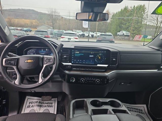 2023 Chevrolet Silverado 1500 Crew Cab Short Box 4-Wheel Drive LT 2FL