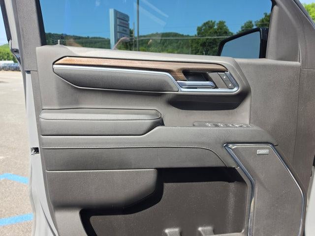 2024 Chevrolet Silverado 1500 Crew Cab Short Box 4-Wheel Drive LT Trail Boss