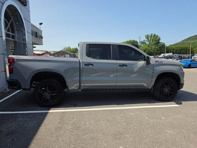 2024 Chevrolet Silverado 1500 Crew Cab Short Box 4-Wheel Drive LT Trail Boss