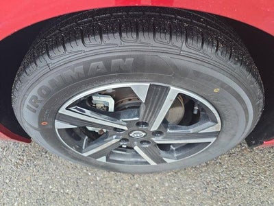 2025 Nissan Sentra SV CVT