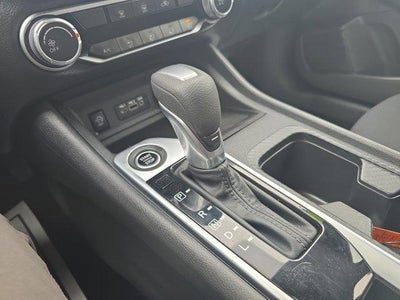 2025 Nissan Sentra SV CVT