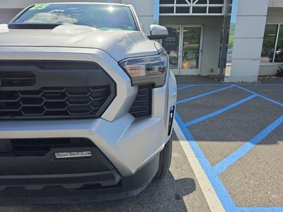 2025 Toyota Tacoma 4WD 4WD TRD Sport Double Cab 5' Bed AT (Natl)