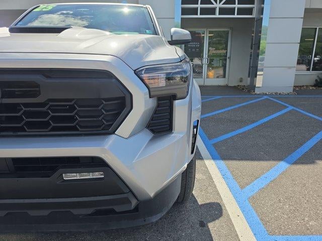 2025 Toyota Tacoma 4WD 4WD TRD Sport Double Cab 5' Bed AT (Natl)