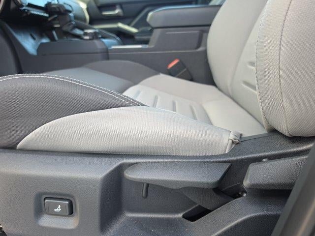2025 Toyota Tacoma 4WD 4WD TRD Sport Double Cab 5' Bed AT (Natl)
