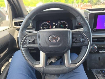 2025 Toyota Tacoma 4WD 4WD TRD Sport Double Cab 5' Bed AT (Natl)