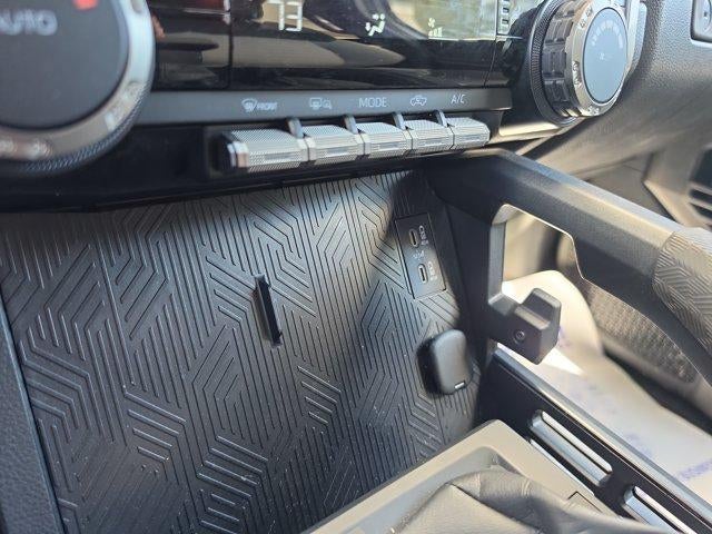 2025 Toyota Tacoma 4WD 4WD TRD Sport Double Cab 5' Bed AT (Natl)