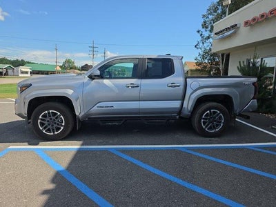 2025 Toyota Tacoma 4WD 4WD TRD Sport Double Cab 5' Bed AT (Natl)