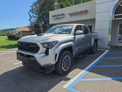 2025 Toyota Tacoma 4WD 4WD TRD Sport Double Cab 5' Bed AT (Natl)