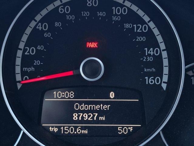 2013 Volkswagen Beetle 2dr Man 2.0T Turbo *Ltd Avail*
