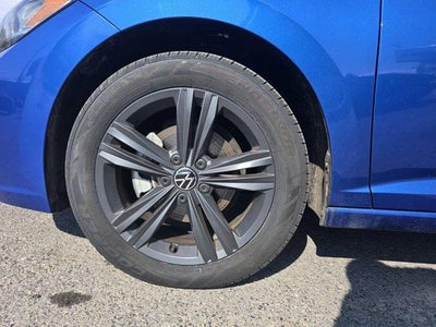 2022 Volkswagen Jetta SE Auto